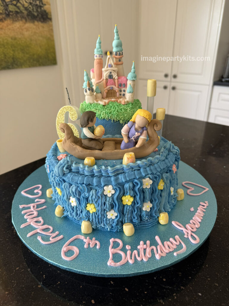 Tangled birthday cake with the floating lantern scene for "I See the Light"